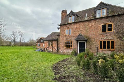 3 bedroom semi-detached house for sale, Bonnets End, Churchend, Bushley, Near Tewksbury, GL20 6HT