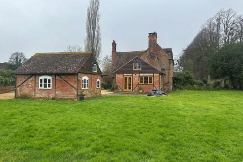 3 bedroom semi-detached house for sale, Bonnets End, Churchend, Bushley, Near Tewksbury, GL20 6HT