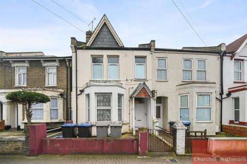 2 bedroom flat for sale, Tubbs Road, London