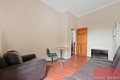 2 bedroom flat for sale, Tubbs Road, London