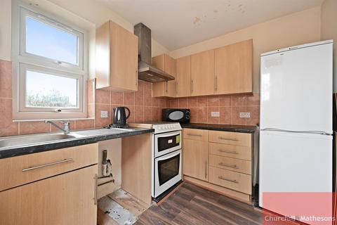 2 bedroom flat for sale, Tubbs Road, London