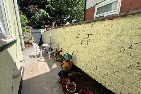 39 Forest Range, Manchester, M19 2ES
