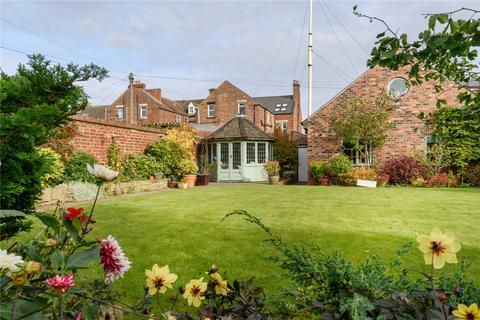 3 bedroom terraced house for sale, Beverley Terrace, Cullercoats, NE30