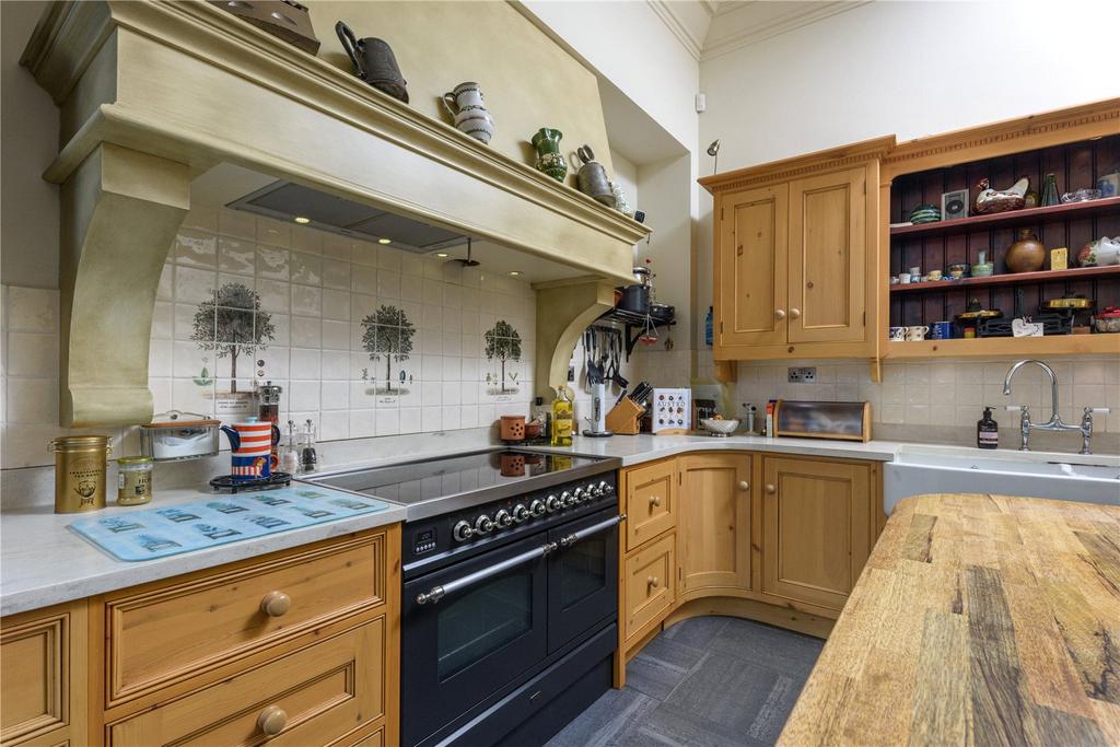 Kitchen Photo 3