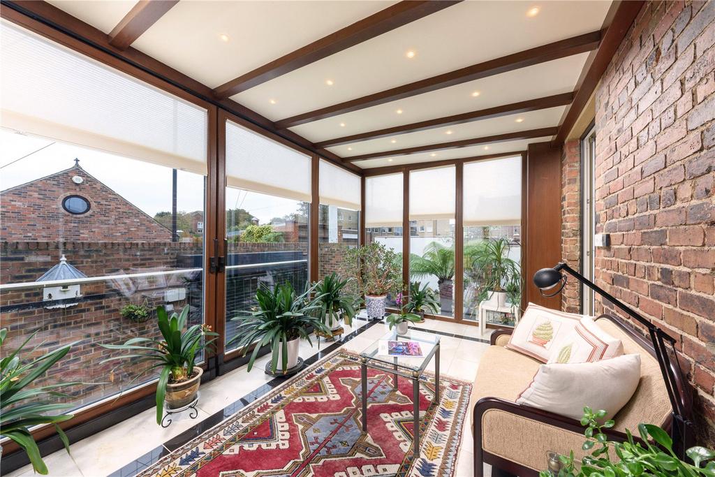 Garden Room