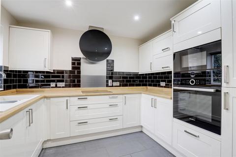 3 bedroom detached house for sale, Regents Park Close, West Bridgford NG2