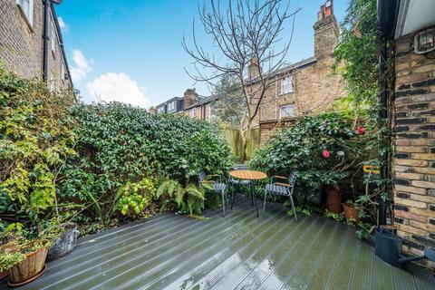 4 bedroom terraced house for sale, Crofton Road, Camberwell SE5