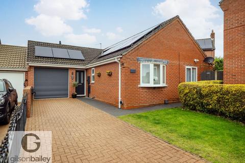 3 bedroom detached bungalow for sale, Nursery Gardens, Norwich NR13