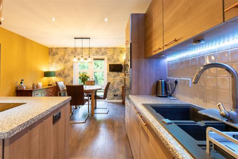 6 Abbey Lane, Errol, Perth, PH2 7GB