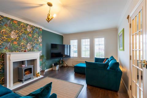 6 Abbey Lane, Errol, Perth, PH2 7GB
