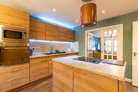 6 Abbey Lane, Errol, Perth, PH2 7GB
