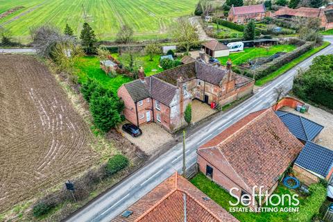 4 bedroom semi-detached house for sale, Panxworth Road, South Walsham, Norwich, Norfolk