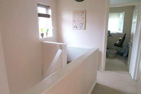 49a Colonial Road, Feltham, TW14 8AA