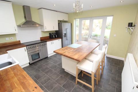 4 bedroom semi-detached house for sale, Ashby Road, Lutterworth LE17