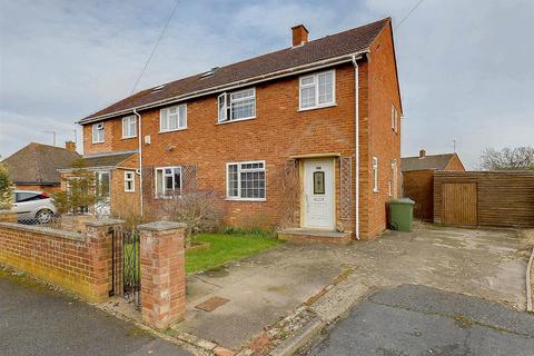 3 bedroom semi-detached house for sale, Moat Way, Malvern