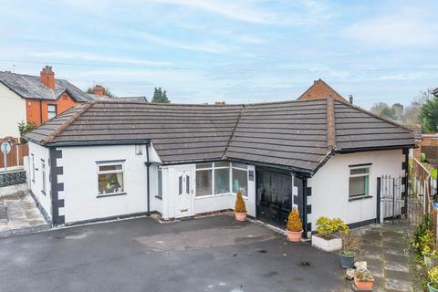 3 bedroom detached bungalow for sale, Common Lane, Culcheth, WA3