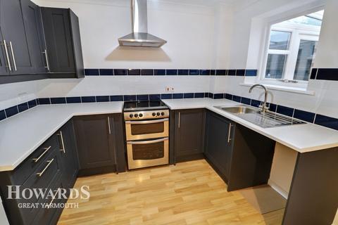 3 bedroom semi-detached house for sale, Barleycroft, Hemsby