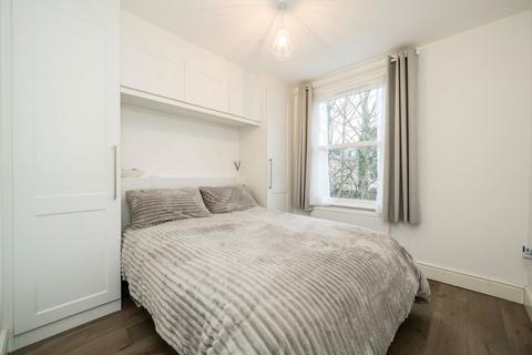 2 bedroom flat for sale, Weltje Road, London W6