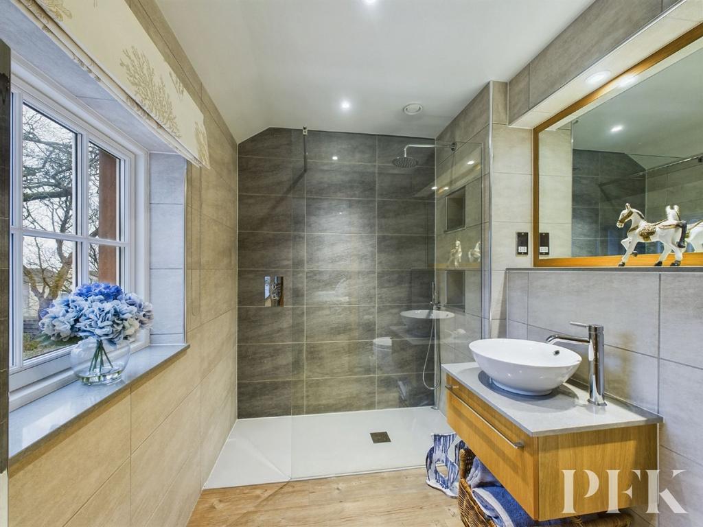 Ensuite Shower Room - Bedroom 2