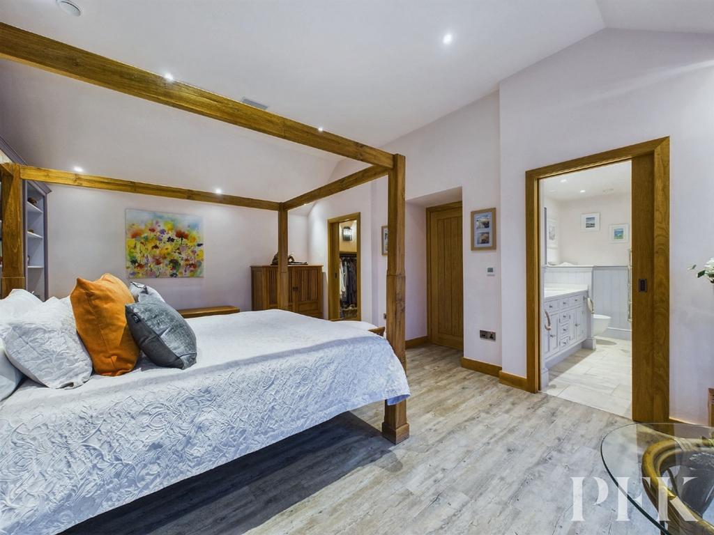 Principal Suite