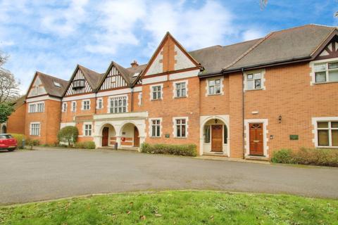 2 bedroom apartment to rent, Clarendon Apartments, Wraysbury TW19