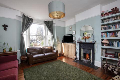 4 bedroom terraced house for sale, Consort Road, Nunhead, SE15