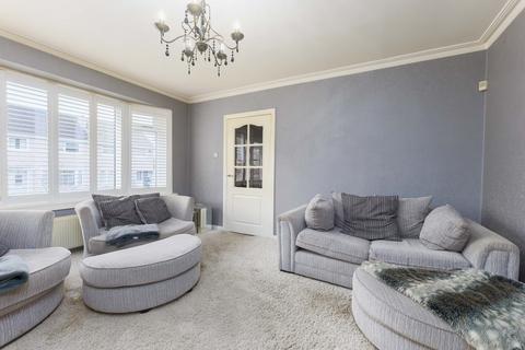 15 Manor Way, Rutherglen, Glasgow, G73 4EP
