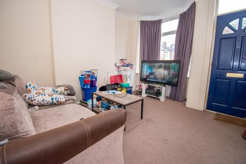 96 Danvers Road, Leicester, LE3 2AE