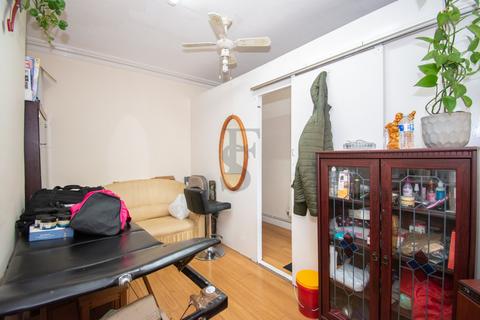 61 Bridge Road, Leicester, LE5 3LB
