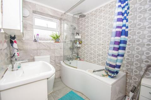 61 Bridge Road, Leicester, LE5 3LB