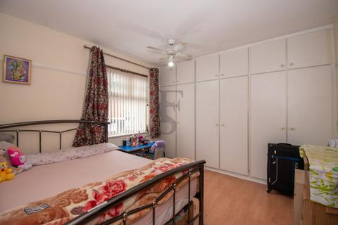 61 Bridge Road, Leicester, LE5 3LB
