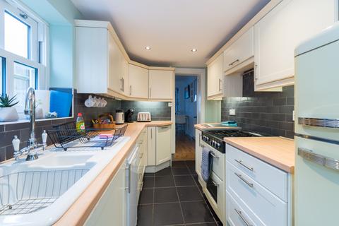 3 bedroom end of terrace house for sale, Albert Street, Whitstable