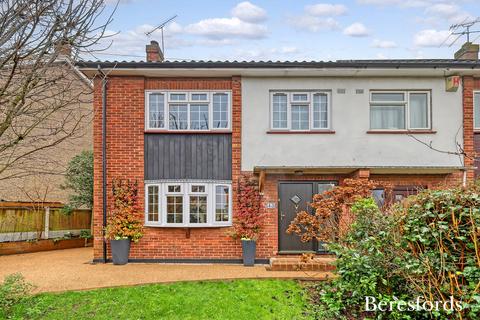 3 bedroom semi-detached house for sale, Queens Road, Brentwood, CM14