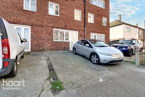 2 bedroom maisonette for sale, Roxwell Road, Barking