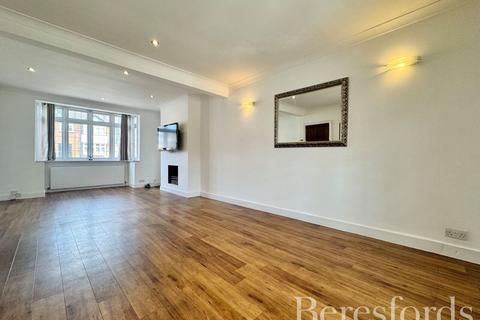 4 bedroom semi-detached house for sale, Osborne Road, Hornchurch, RM11