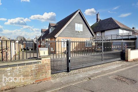 4 bedroom chalet for sale, Hempfield Road, Littleport