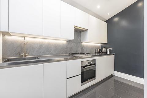 1 bedroom terraced house to rent, Kingsland Road, Hoxton, London, E2