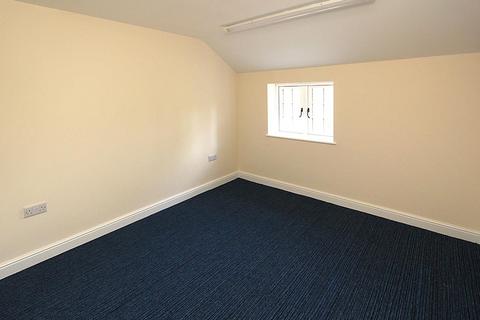 Serviced office to rent, Maypole Street, Wombourne, Wolverhampton