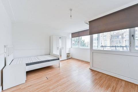 Flat 10, Kenyon House Elmington Estate, London, SE5 7HY