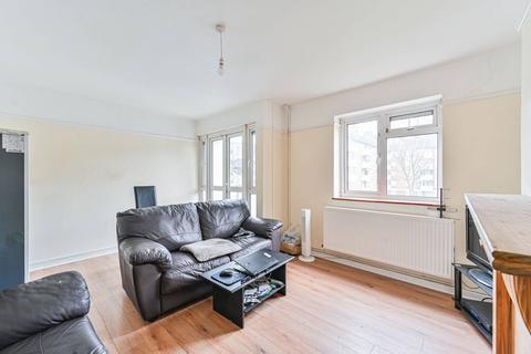 3 bedroom flat for sale, Bethwin Road, Camberwell, London, SE5