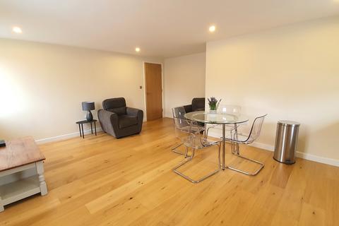 1 bedroom flat to rent, St. Peters Court, High Street, Chalfont St. Peter, SL9