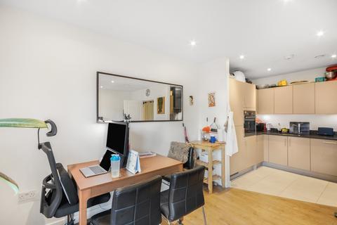 1 bedroom flat to rent, Vitruvian Court, Rolling Mills Mews E14