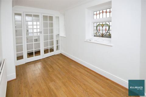 4 bedroom semi-detached house to rent, Middleton Road, Golders Green, NW11
