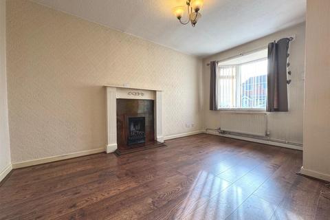 12 Hillcrest, Leek, ST13 8TE