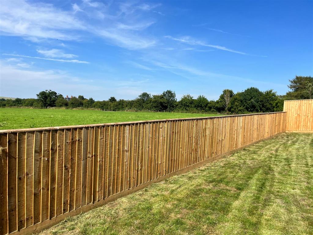 Views plot 10.jpg