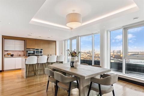 3 bedroom penthouse for sale, Lancaster House, Hammersmith W6