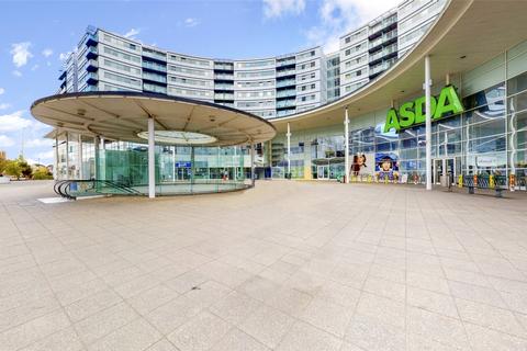 2 bedroom apartment for sale, The Blenheim Centre, Prince Regent Road, Hounslow, Middlesex, TW3