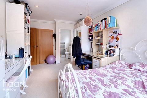 5 bedroom semi-detached house for sale, Ducks Hill Road, Northwood