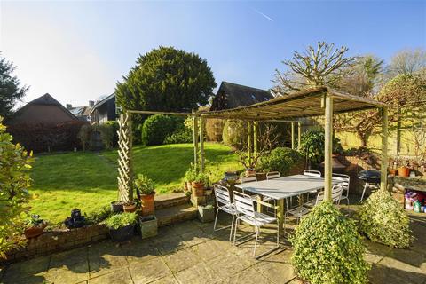4 bedroom detached house for sale, Coleman House, Cullings Hill, Elham