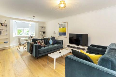 2 bedroom flat to rent, Vauxhall Grove, London SW8